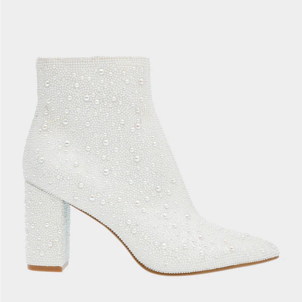 Betsey Johnson Cady Bootie